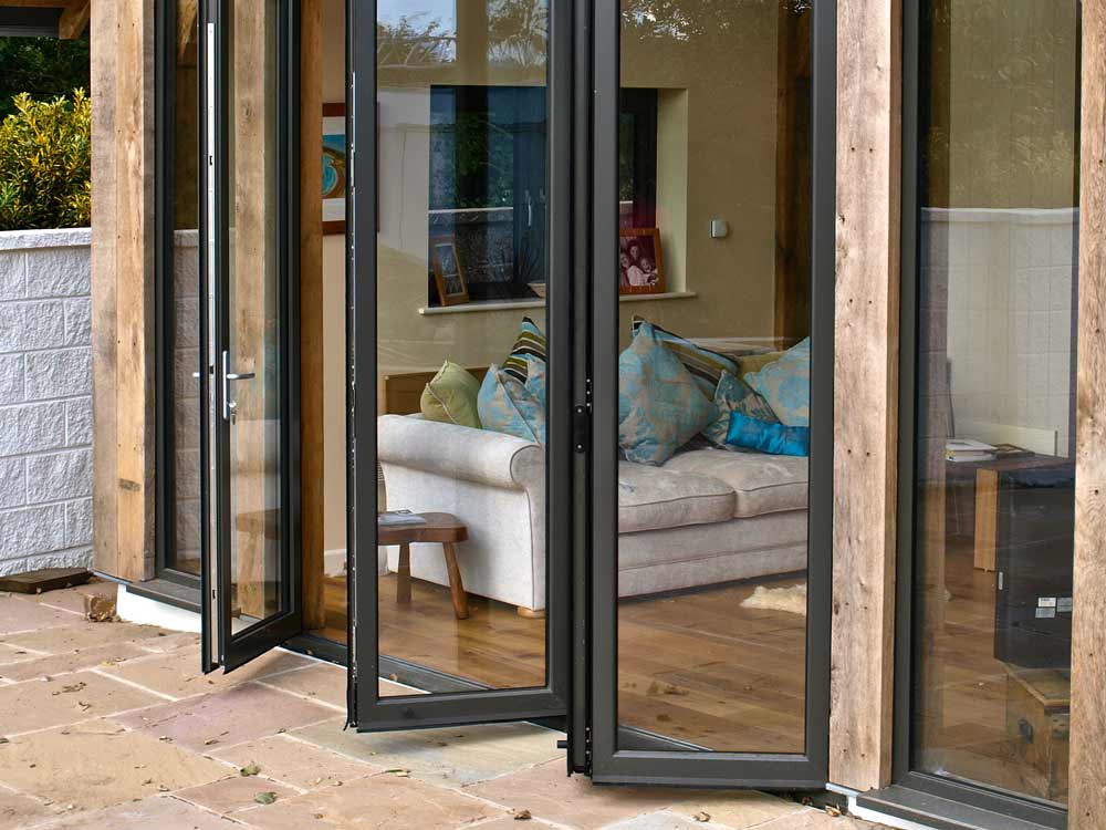 bi-fold doors kenilworth